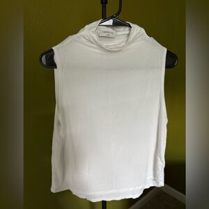 Aritzia Babaton White Sleeveless Top size XS
